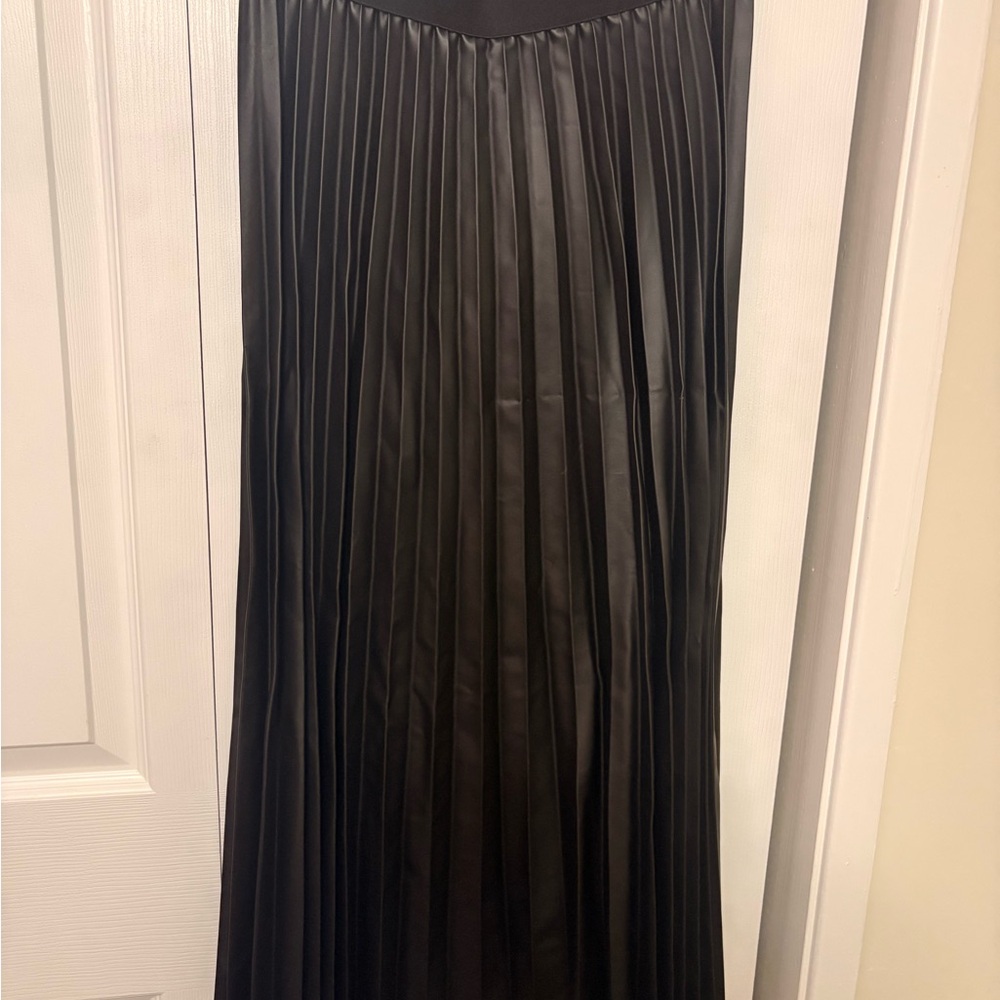 Time and Tru Black A-Line Skirt